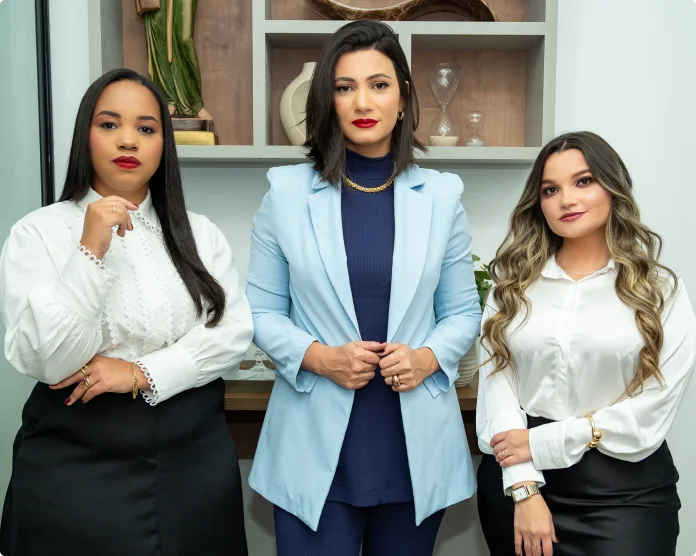aniellen viera ao centro, camila rodrigues a esquerda e ingryd lara a direita